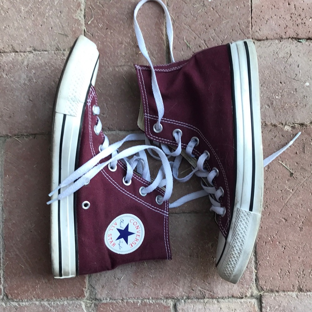 Converse Size 8 Maroon Red High Top Sneakers